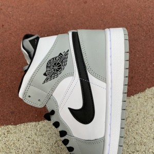 Jordan 1 Mid Light Smoke Grey