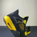 JORDAN 4 THUNDER 2023