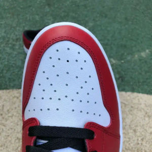 JORDAN 1 LOW GOLF CHICAGO