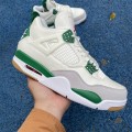 Nike SB x Air Jordan 4 Retro “Pine Green”