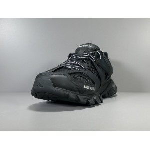 Track Sneaker Triple Black