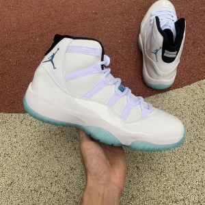 Jordan 11 Retro Legend Blue