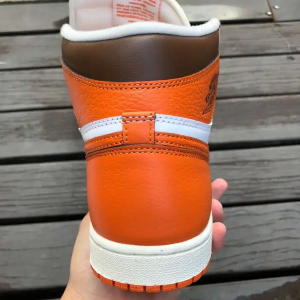 JORDAN 1 HIGH OG STARFISH (W)